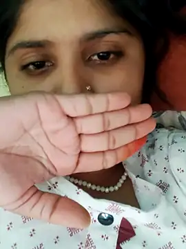 Snapshot of Cuple_masti72 chatting on 06-12-26, 08:57 Cuple masti72 online show from 06-12-26, 08:57
