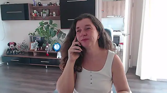 Snapshot of SofiaBoone chatting on 01-14-26, 08:31 SofiaBoone online show from 01-14-26, 08:31