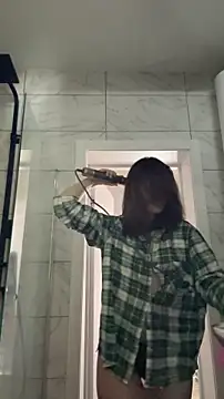 LucieBliss online show from 04-16-26, 10:27