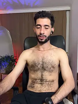 Snapshot of _YOURHERO chatting on 12-15-25, 07:01 YOURHERO online show from 12-15-25, 07:01