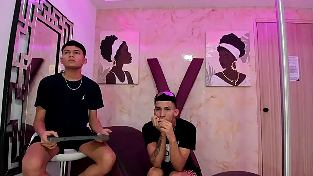 Snapshot of HORNY_PRETTY chatting on 12-16-25, 01:27 HORNY PRETTY online show from 12-16-25, 01:27