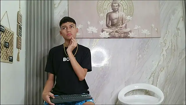 Snapshot of HORNY_PRETTY chatting on 02-13-26, 01:29 HORNY PRETTY online show from 02-13-26, 01:29