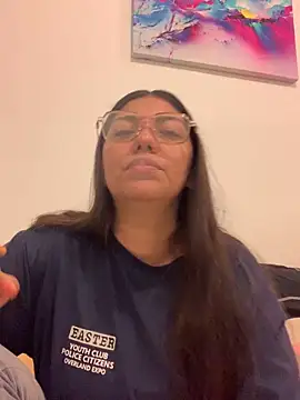 Snapshot of giny_sexii chatting on 12-14-25, 05:57 giny sexii online show from 12-14-25, 05:57