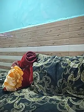 Snapshot of xoupleaura chatting on 01-14-26, 06:57 xoupleaura online show from 01-14-26, 06:57