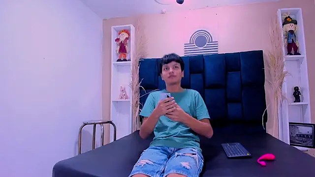 Joseph Gonzalez online show from 03-02-26, 03:20