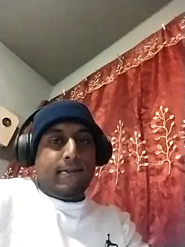 Snapshot of Mohandkim chatting on 07-15-26, 10:59 Mohandkim online show from 07-15-26, 10:59