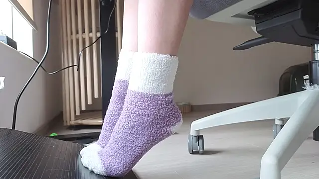 Snapshot of Feetbeth chatting on 02-03-26, 08:36 Feetbeth online show from 02-03-26, 08:36