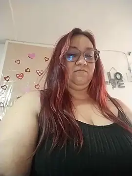 Snapshot of sharon_G chatting on 02-10-26, 10:14 sharon G online show from 02-10-26, 10:14