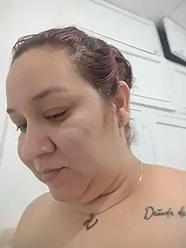 Snapshot of sharon_G chatting on 03-21-26, 06:22 sharon G online show from 03-21-26, 06:22