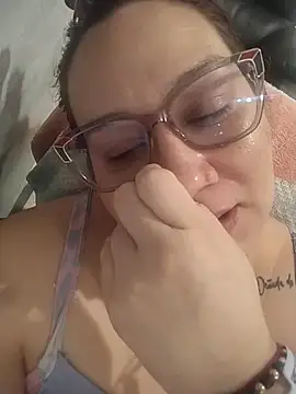 Snapshot of sharon_G chatting on 03-27-26, 11:48 sharon G online show from 03-27-26, 11:48