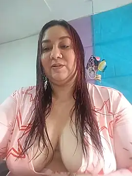 Snapshot of sharon_G chatting on 04-10-26, 06:12 sharon G online show from 04-10-26, 06:12