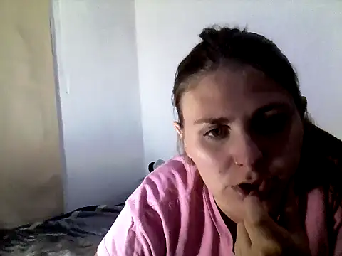 Snapshot of rubia_culonaa chatting on 12-19-25, 02:29 rubia culonaa online show from 12-19-25, 02:29