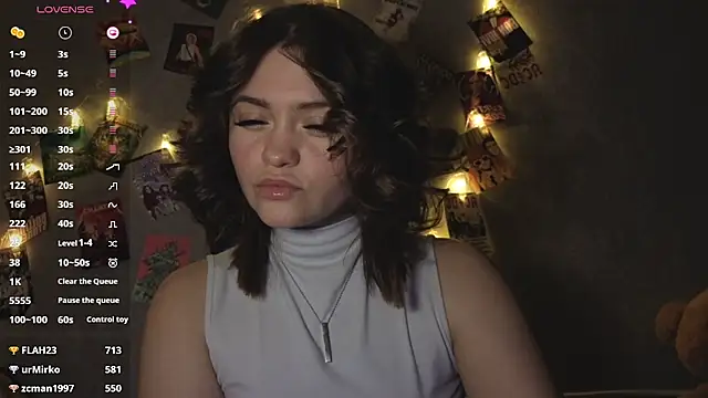 Snapshot of YummyTira chatting on 01-16-26, 12:47 YummyTira online show from 01-16-26, 12:47