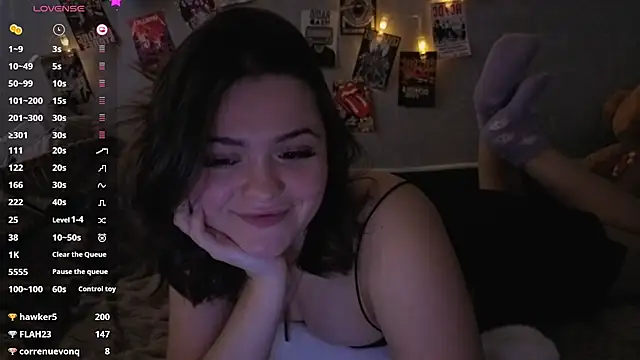 Snapshot of YummyTira chatting on 02-08-26, 06:17 YummyTira online show from 02-08-26, 06:17