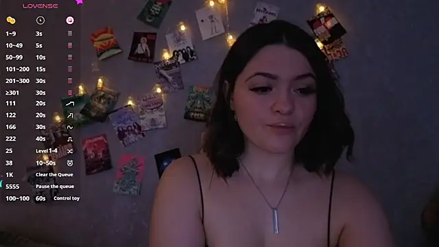 Snapshot of YummyTira chatting on 02-15-26, 01:02 YummyTira online show from 02-15-26, 01:02