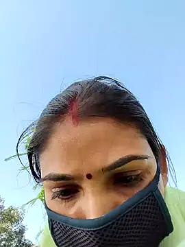 Laxmi9090 online show from 12-20-25, 08:21