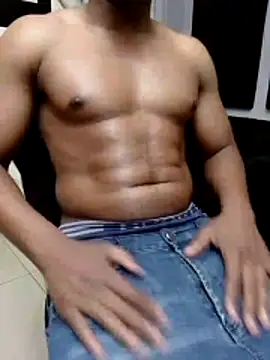 Snapshot of BananaStillDicksy chatting on 05-10-26, 10:31 BananaStillDicksy online show from 05-10-26, 10:31