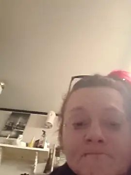 Snapshot of MidnightSeducer@xh chatting on 02-16-26, 07:32 MidnightSeducerxh online show from 02-16-26, 07:32