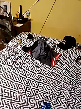 Roberto772 online show from 02-27-26, 04:51