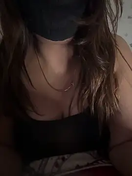 butterflyslay online show from 12-15-25, 07:56