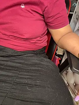 butterflyslay online show from 03-24-26, 02:05