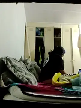 shadowofpleasure online show from 12-15-25, 11:03