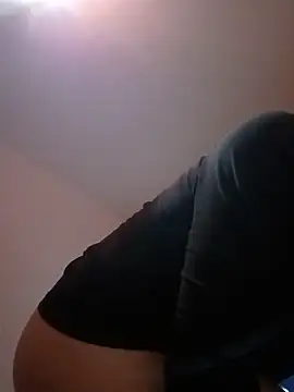 Olivassl22 online show from 05-19-26, 07:42
