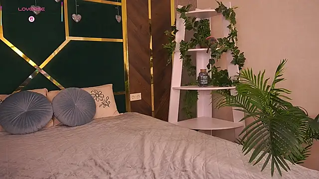 MollyyMayy online show from 03-02-26, 12:23