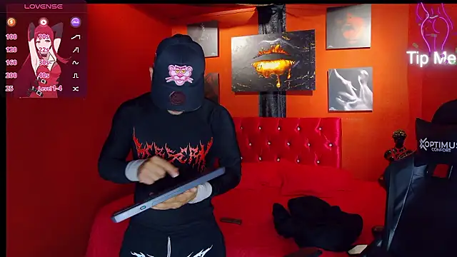 Snapshot of MagnusKnight_ chatting on 02-07-26, 04:27 MagnusKnight online show from 02-07-26, 04:27