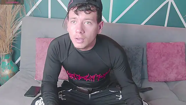 Snapshot of MagnusKnight_ chatting on 02-08-26, 05:49 MagnusKnight online show from 02-08-26, 05:49