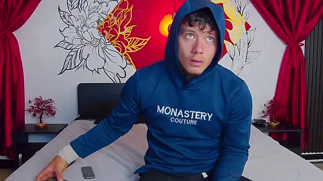 Snapshot of MagnusKnight_ chatting on 02-09-26, 01:37 MagnusKnight online show from 02-09-26, 01:37