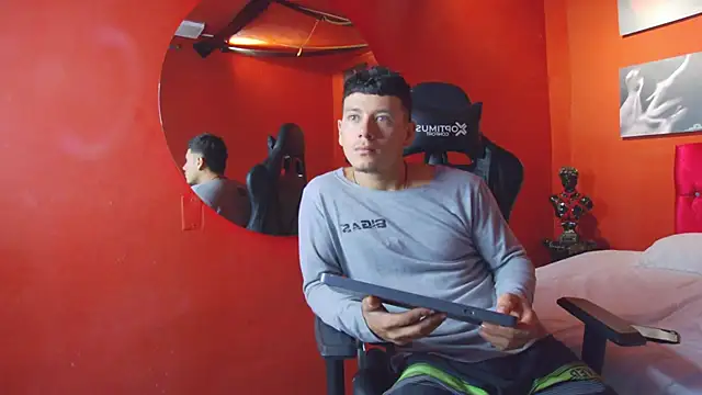 Snapshot of MagnusKnight_ chatting on 02-24-26, 12:47 MagnusKnight online show from 02-24-26, 12:47