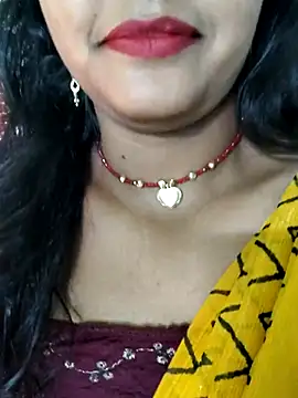 Snapshot of Sweet_Couple_01 chatting on 12-20-25, 07:26 Sweet Couple 01 online show from 12-20-25, 07:26