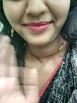 Snapshot of Sweet_Couple_01 chatting on 12-22-25, 04:37 Sweet Couple 01 online show from 12-22-25, 04:37