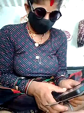 Sweet Couple 01 online show from 06-14-26, 07:21