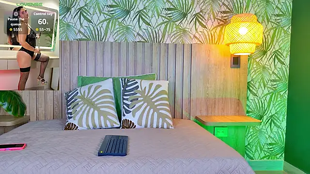 Sunny River online show from 03-04-26, 01:28