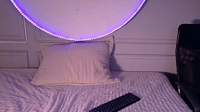 Cheerbaby  online show from 03-04-26, 12:44