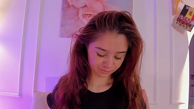 Snapshot of Amelia_Saenz_ chatting on 06-21-26, 11:35 Amelia Saenz online show from 06-21-26, 11:35