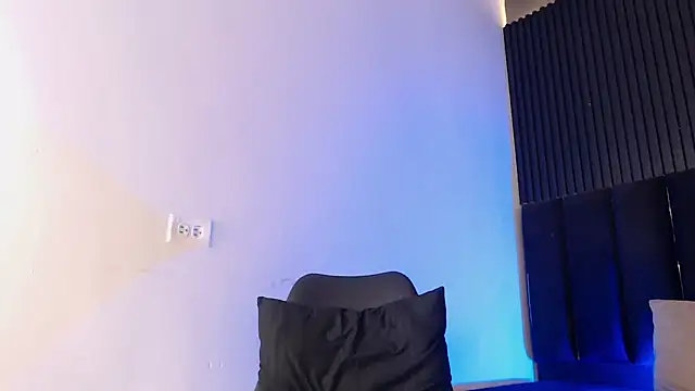 SmoothAlpha  online show from 02-23-26, 02:36