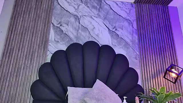 vicky lopez online show from 04-08-26, 03:17