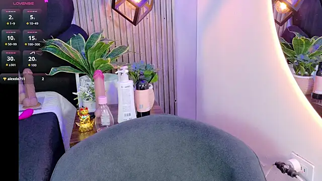 vicky lopez online show from 05-25-26, 03:12