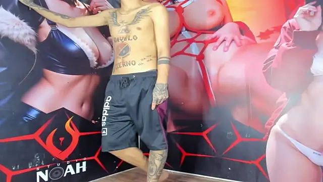 Snapshot of PrincessForHotBoys chatting on 12-14-25, 02:39 PrincessForHotBoys online show from 12-14-25, 02:39