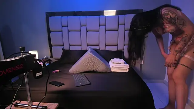Belanny online show from 05-21-26, 04:19