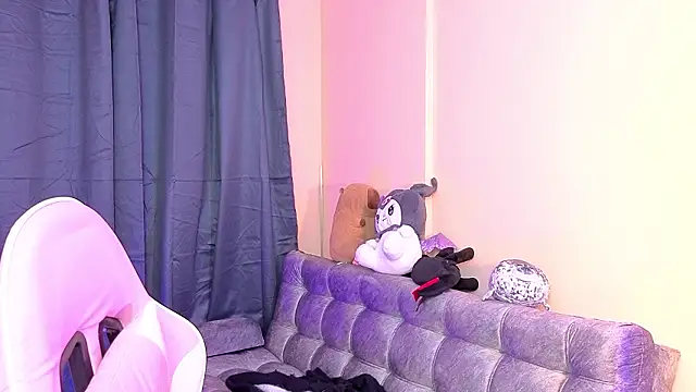 bonnieTaylor1 online show from 02-03-26, 06:40