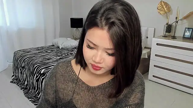 Snapshot of Brunette_Charm chatting on 02-10-26, 11:25 Brunette Charm online show from 02-10-26, 11:25