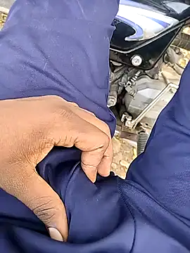 Snapshot of loki-king-143 chatting on 12-16-25, 09:03 loki-king-143 online show from 12-16-25, 09:03