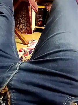 Snapshot of loki-king-143 chatting on 03-13-26, 08:54 loki-king-143 online show from 03-13-26, 08:54