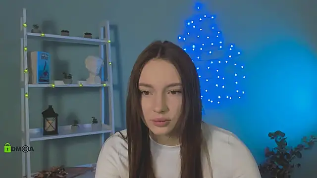 Snapshot of ellen_haze_ chatting on 12-19-25, 10:00 ellen haze online show from 12-19-25, 10:00