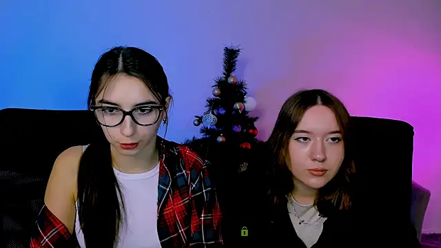 Snapshot of mila_firee chatting on 12-16-25, 12:10 mila firee online show from 12-16-25, 12:10