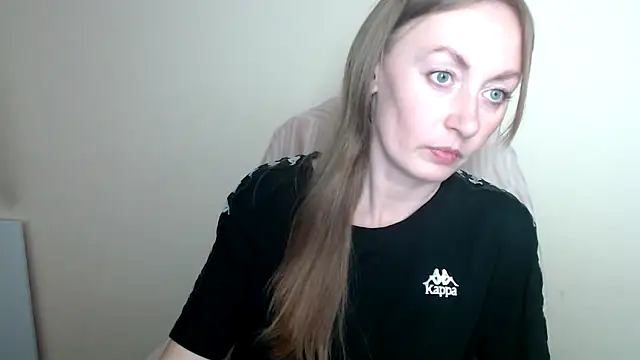 Snapshot of LiaSeass_ chatting on 05-06-26, 11:59 LiaSeass online show from 05-06-26, 11:59